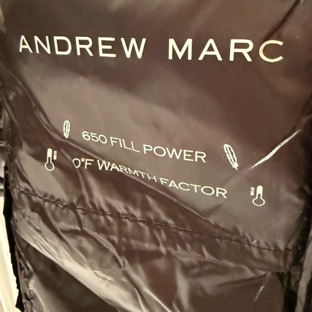 Andrew Marc packable lightweight premium down puffer jacket - Picture 7 of 7